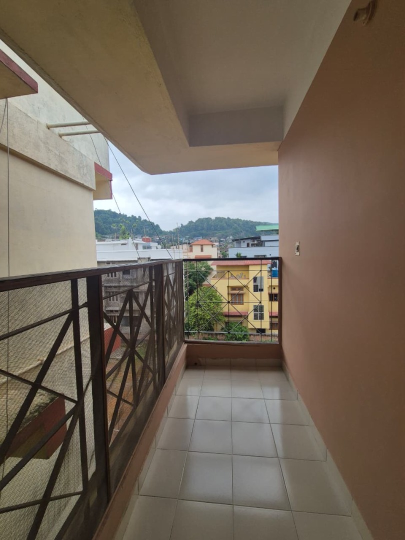Semi Furnished 3bhk in Hengrabari, Guwahati, Assam, India for Rent